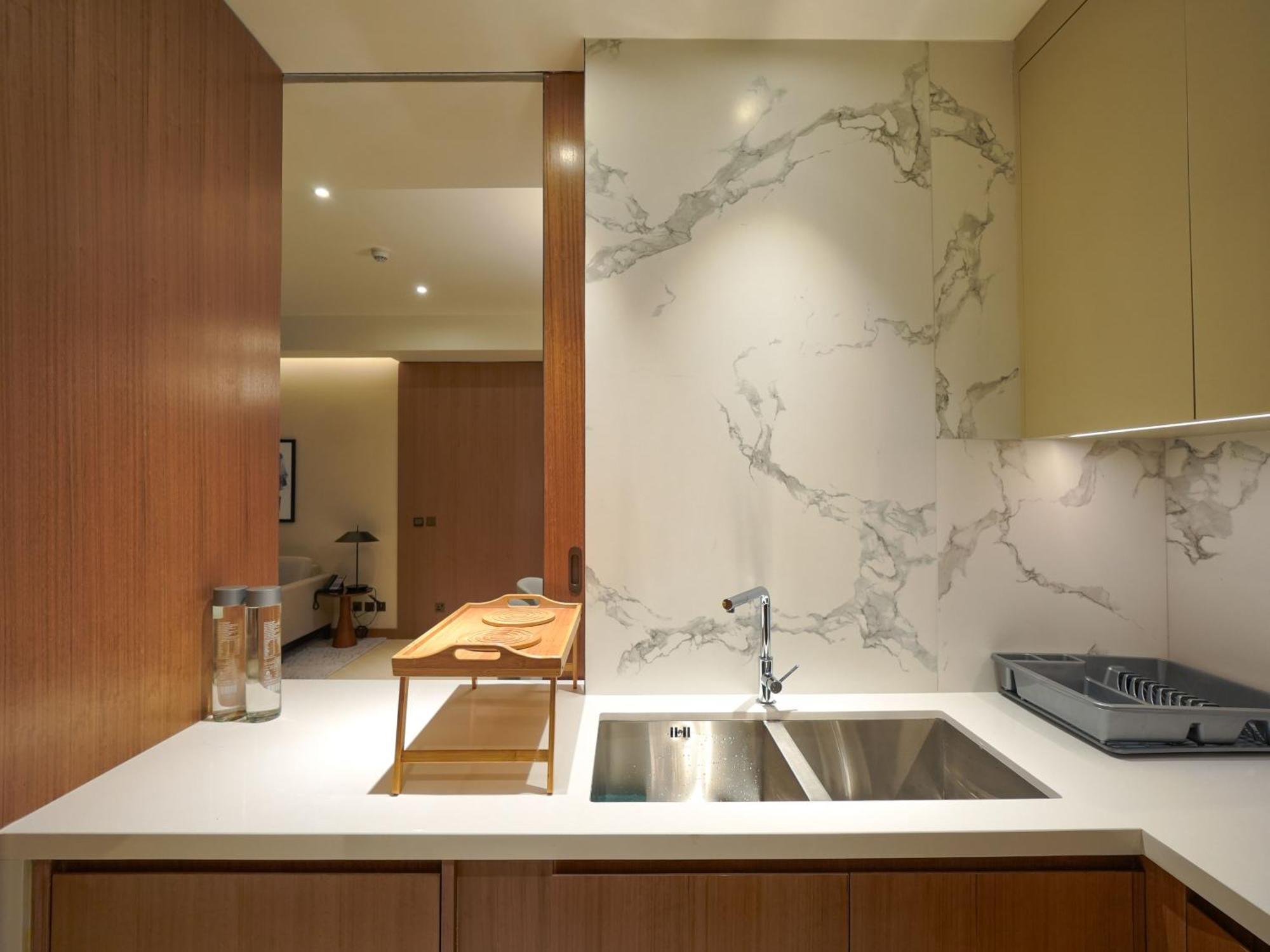 Apartment Venetian - The Address Residences Opera